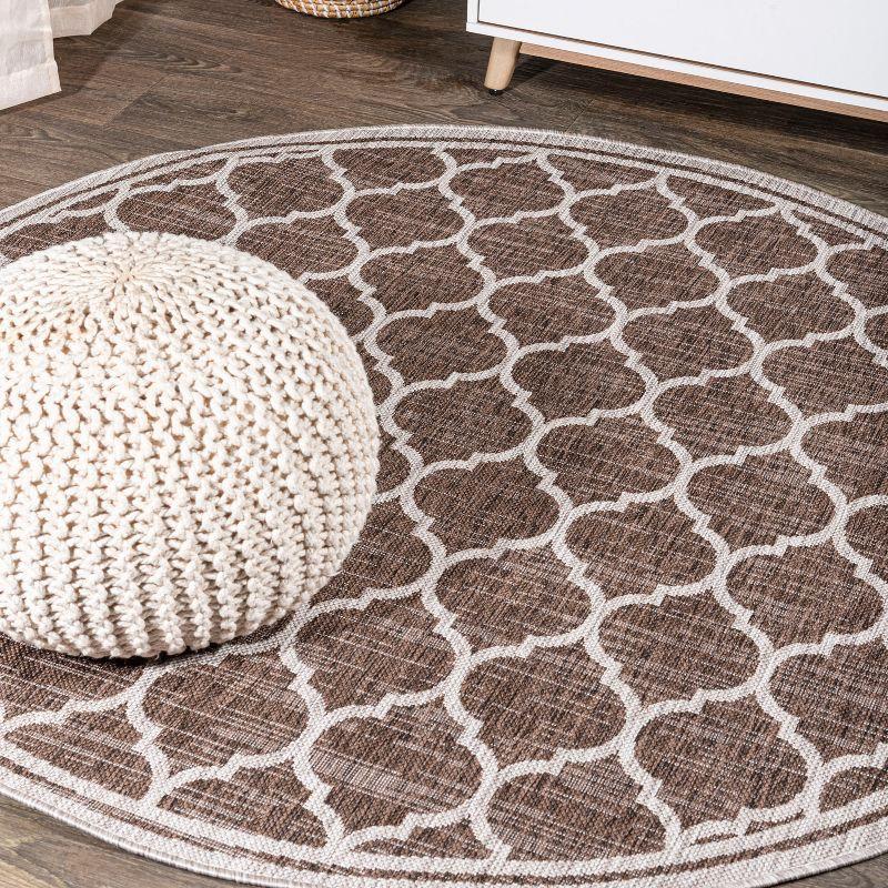 5' Round Trebol Moroccan Trellis Textured Weave Indoor/Outdoor Area Rug, Espresso/Taupe - JONATHAN Y