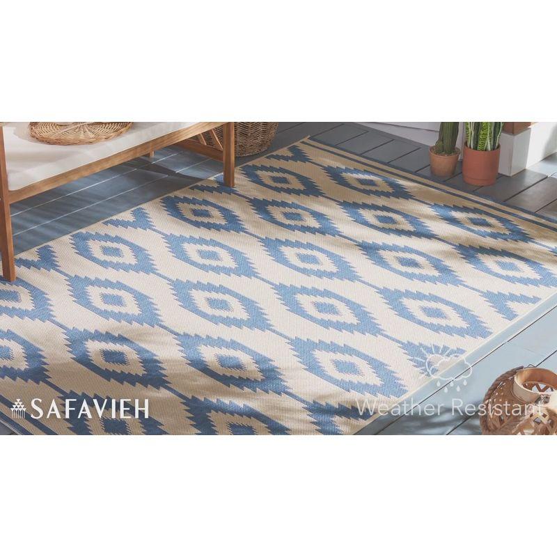 Beach House BHS171 POWER LOOMED Rug - Safavieh