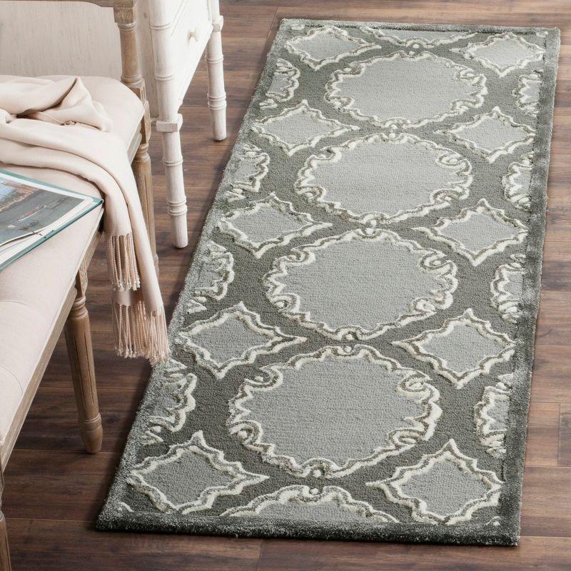 Hand-Tufted Gray Geometric Wool Area Rug, 2'6" x 4'