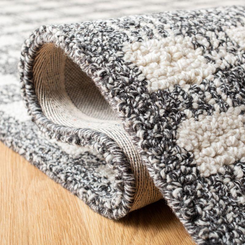 Abstract ABT648 Handmade Indoor Area Rug - Ivory/Black - 8'x10' - Safavieh