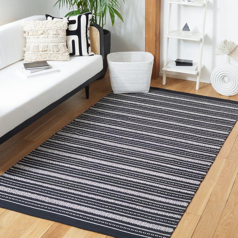 Black and White Handwoven Wool Kilim 4' x 6' Area Rug