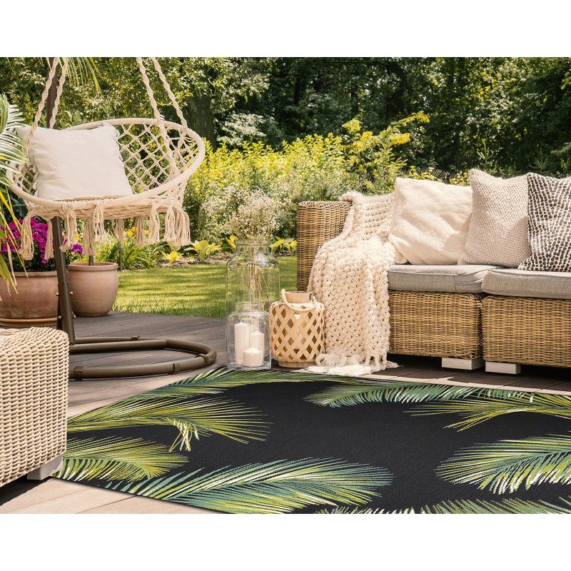 Liora Manne Marina Palm Border Indoor/Outdoor Rug Black 8'10" x 11'9"