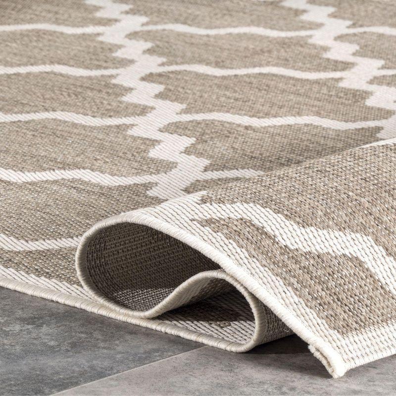 Nuloom Gina Trellis 4x6 Indoor/Outdoor Area Rug for Living Room Patio Deck Front Porch Kitchen, Taupe/Ivory