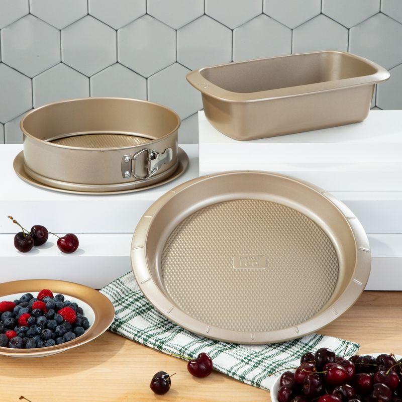 Leo Balance Beige Non-Stick Carbon Steel Loaf Pan