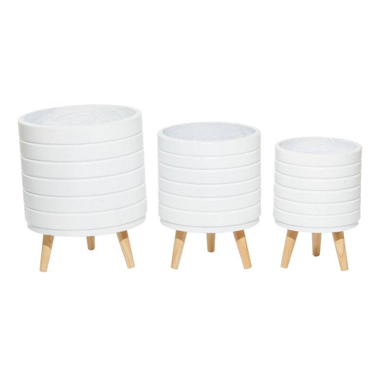 Cosmoliving By Cosmopolitan Set Of 3 White Wood Planter 14", 16", 18"H