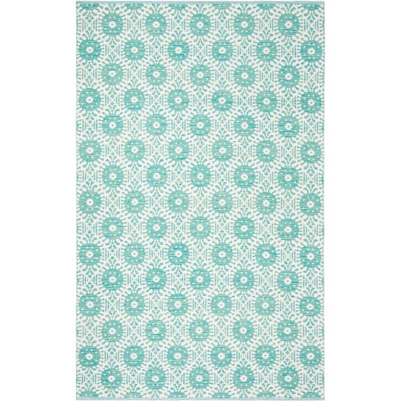 Reversible Hand-Woven Montauk 5' x 8' Green and Ivory Area Rug