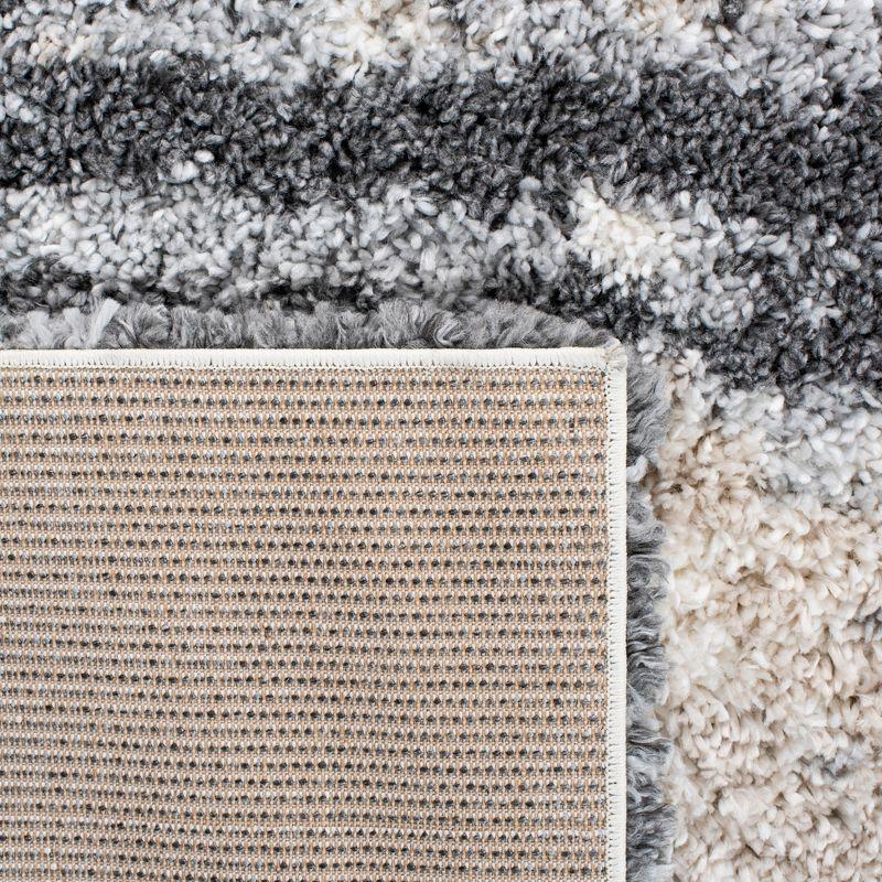 Fontana Shag FNT853 Power Loomed Accent Rug - Grey/Ivory - 3'x5' - Safavieh.