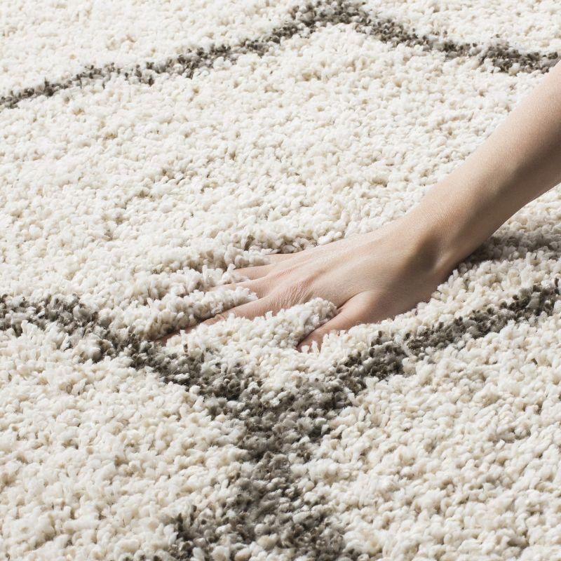 Hudson Shag SGH280 Power Loomed Indoor Area Rug - Ivory/Grey - 5'3"x7'6" - Safavieh