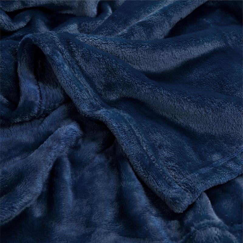 PAVILIA Luxury Fleece Blanket Throw for Bed, Soft Lightweight Plush Flannel Blanket for Sofa Couch