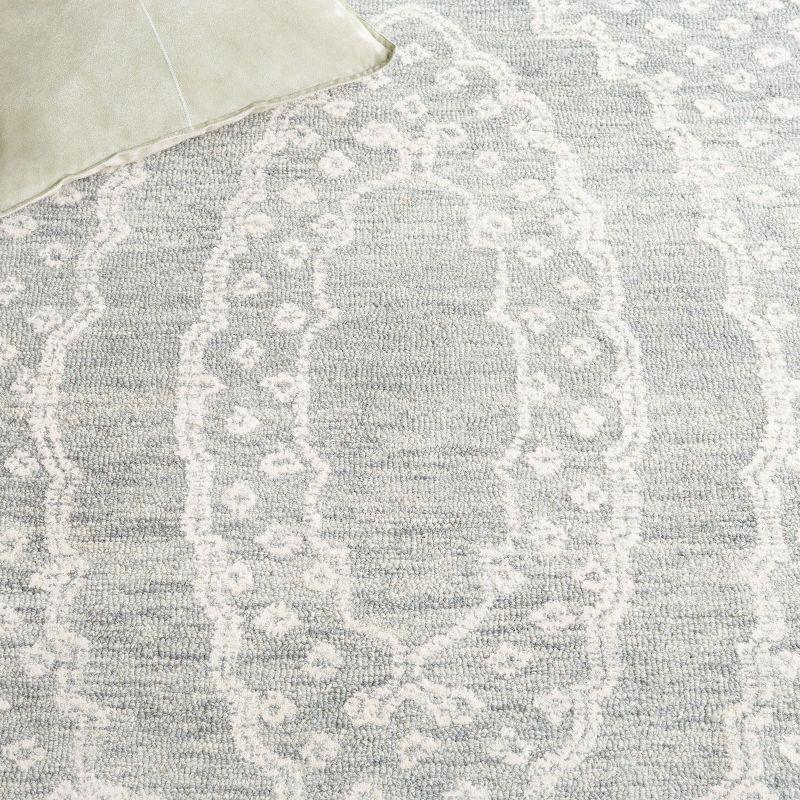 Ebony EBN306 Hand Tufted Indoor Accent Rug - Ivory/Grey - 3'x5' - Safavieh