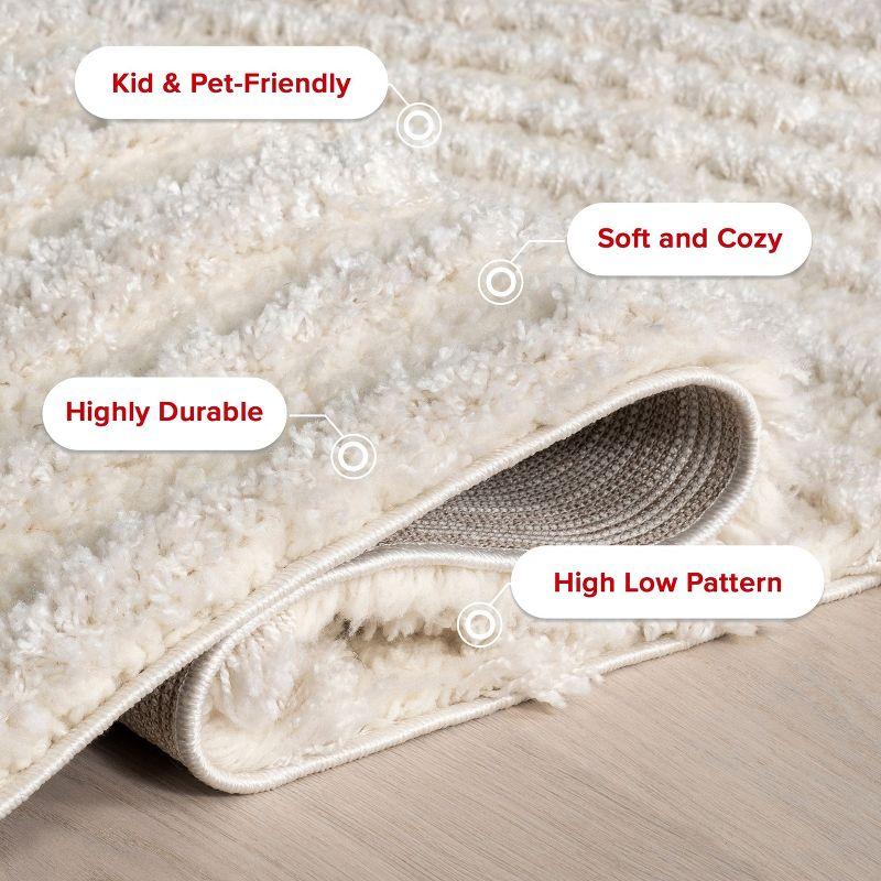 Nuloom Gloria Abstract 6'7"x9' Shag Indoor Area Rug for Living Room Bedroom Dining Room Nursery, Beige