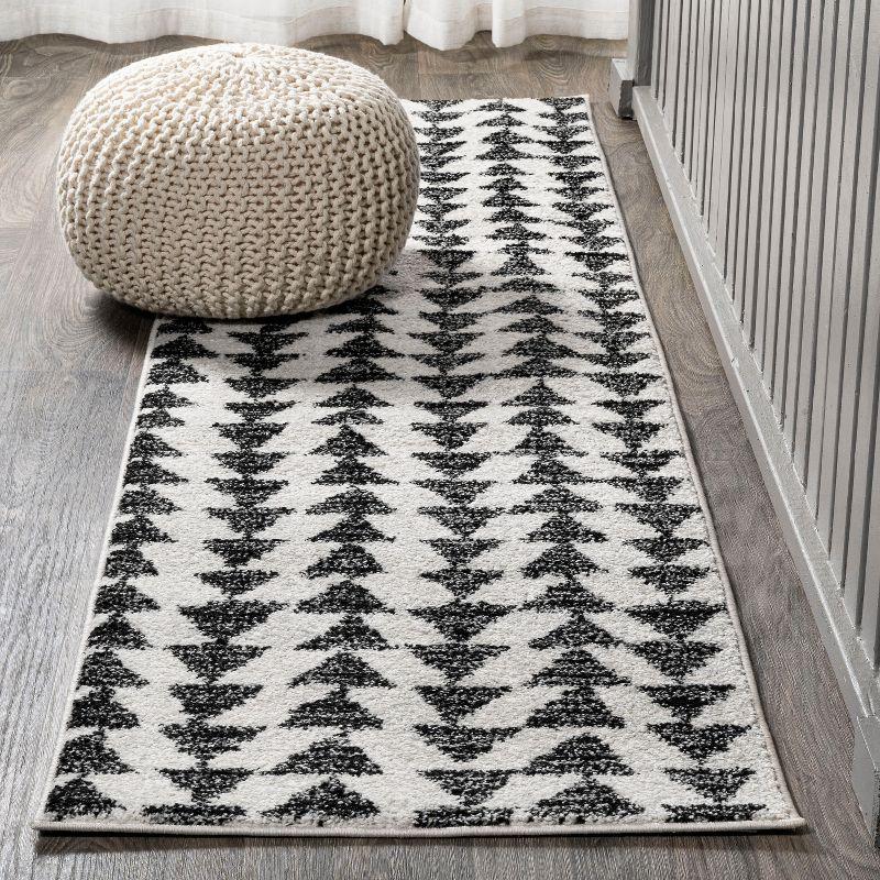 2'x8' Aisha Moroccan Triangle Geometric  Runner Rug, Cream - JONATHAN Y