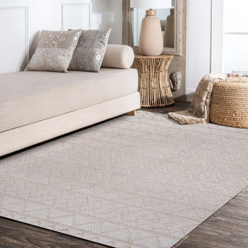 Aylan High-Low Pile Knotted Trellis Geometric Indoor/Outdoor Area Rug  - JONATHAN Y