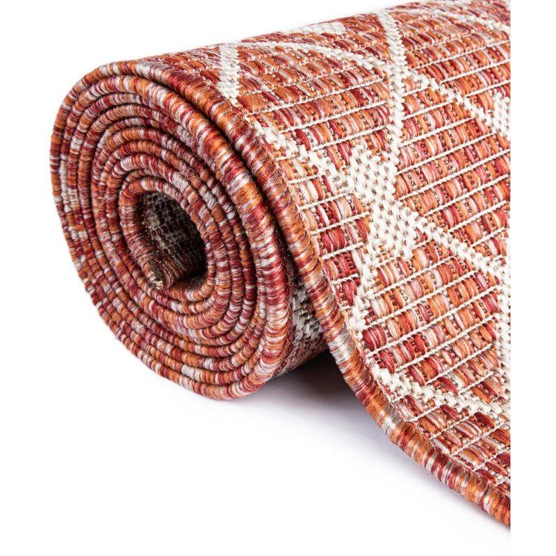 Unique Loom 7' 10 x 7' 10 Octagon Indoor/Outdoor Trellis Rust Red Area Rug