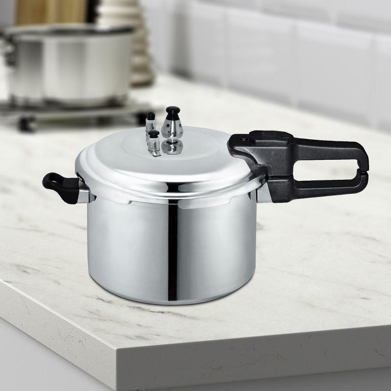Brentwood Aluminum 5.5L Pressure Cooker