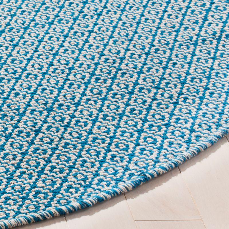 Montauk MTK717 Hand Woven Area Rug - Ivory/Blue - 6' Round - Safavieh.