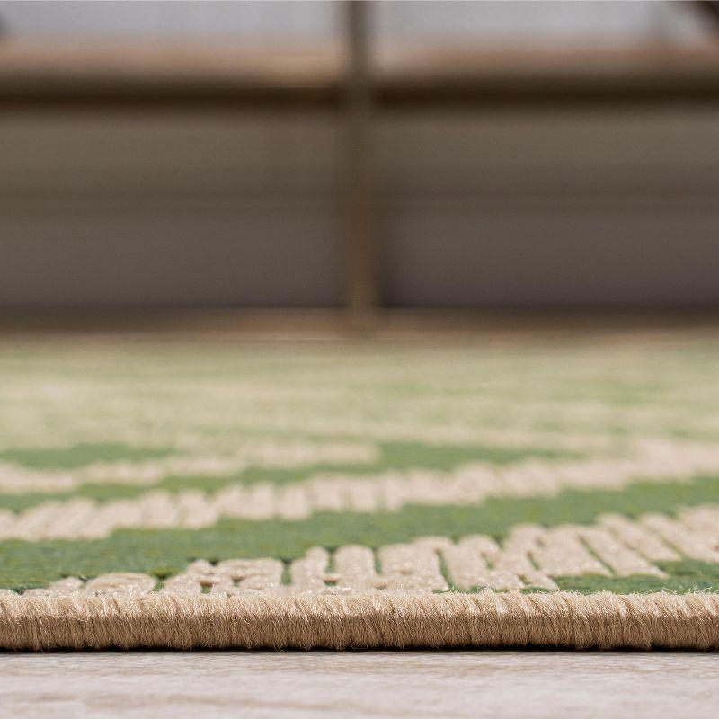 4'x6' Sintra Diamond Indoor/Outdoor Area Rug, Green/Cream - JONATHAN Y