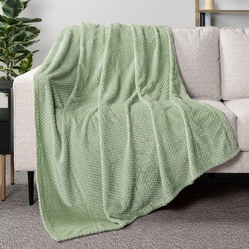 PAVILIA Soft Waffle Blanket Throw for Sofa Bed, Lightweight Plush Warm Blanket for Couch