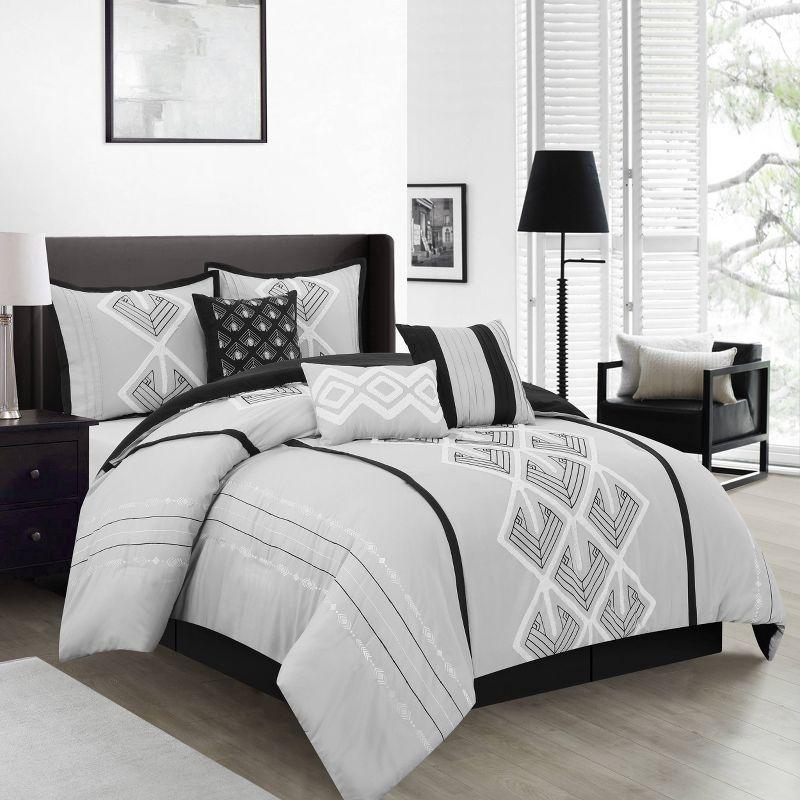 Nanshing America, Inc Vernice 7 Piece Geometric Comforter Set