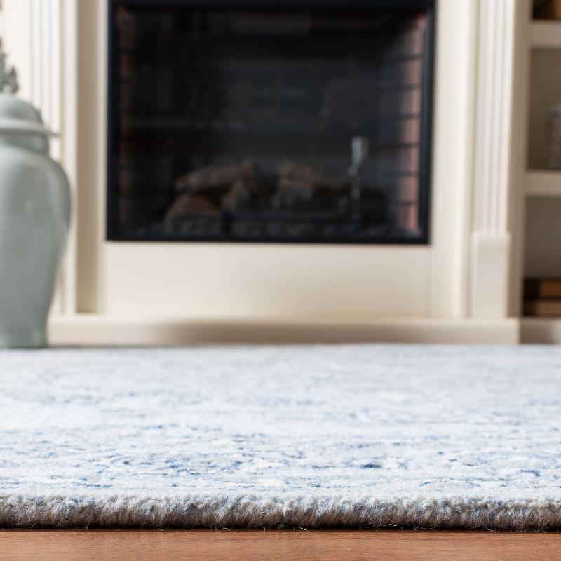 Micro-Loop MLP504 Hand Tufted Indoor Accent Rug - Light Blue/Ivory - 2'6"x4' - Safavieh
