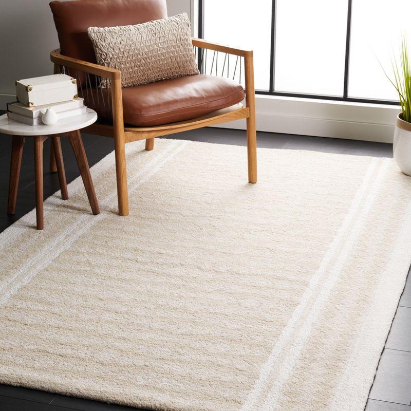 Ivory Hand-Tufted Wool and Viscose Area Rug 4' x 6'