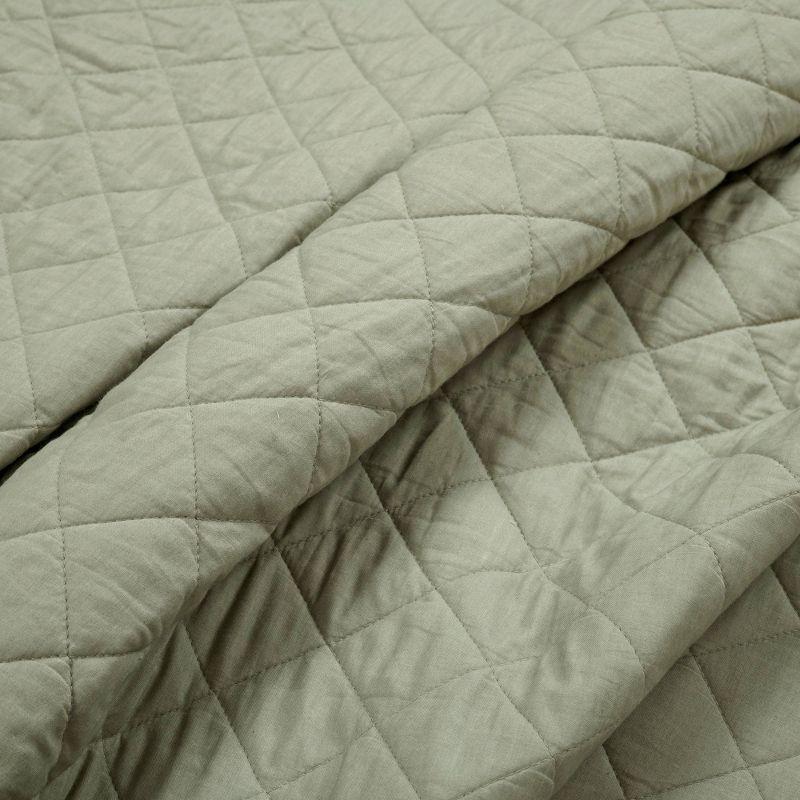 Ava Diamond Standard Cotton Modern & Contemporary Quilt Set