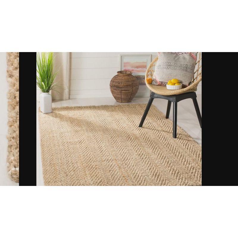 Natural 8' Round Handmade Braided Jute Area Rug