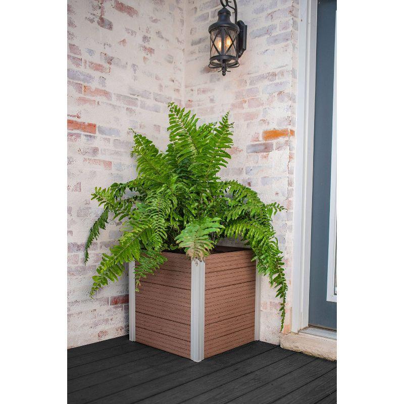 Urbana 22" Cube Planter