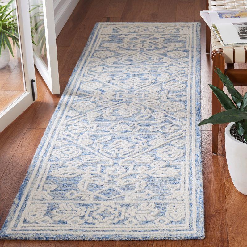 Elegant Country Floral Hand-Tufted Wool Rug - Blue Ivory, 27x7 in