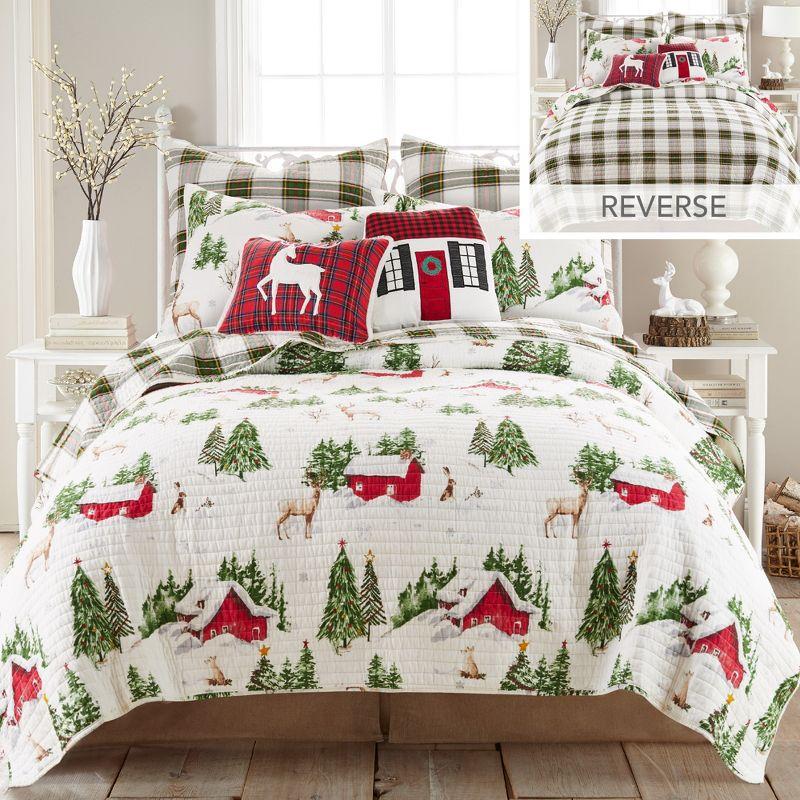 Full Red Cotton Reversible Christmas Holiday Quilt Set