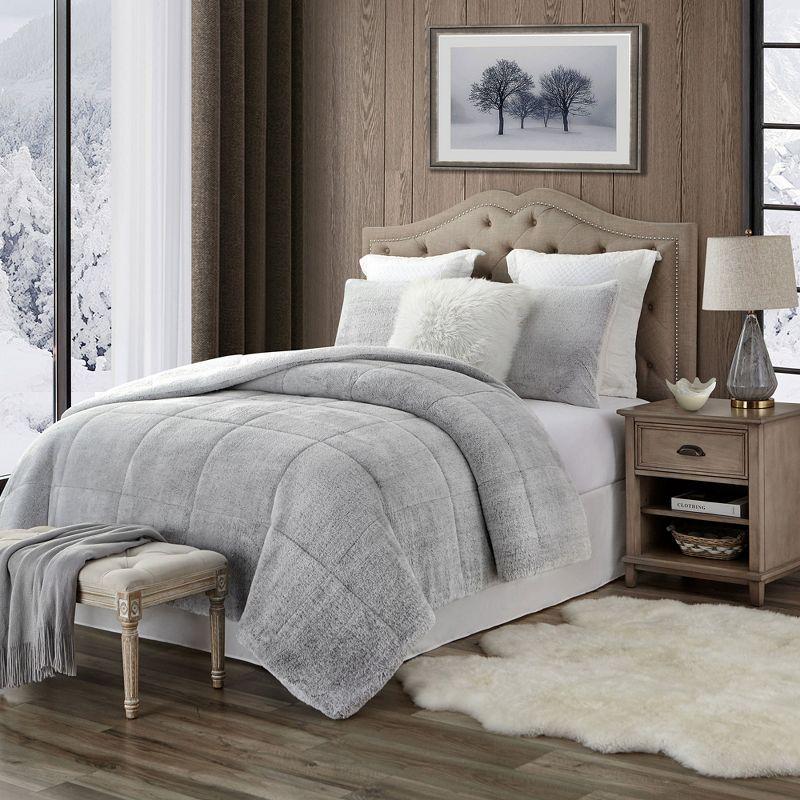 Ultra Plush Reversible Faux Fur and Sherpa 3-Piece Comforter Set
