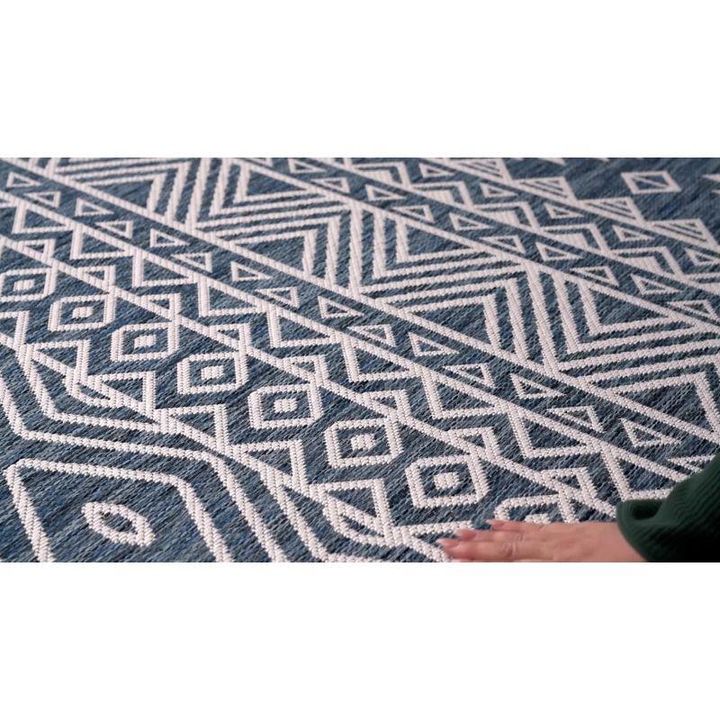 Navy Geometric 8'x10' Synthetic Flat Woven Reversible Rug