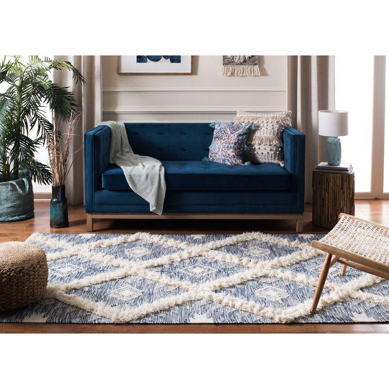 Kenya KNY455 Hand Woven Rugs - Safavieh