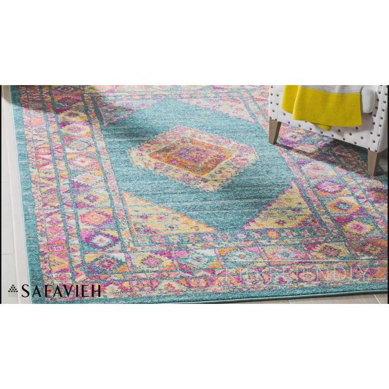 Madison MAD133 Power Loomed Indoor Area Rug - Light Grey/Fuchsia - 4'x6' - Safavieh