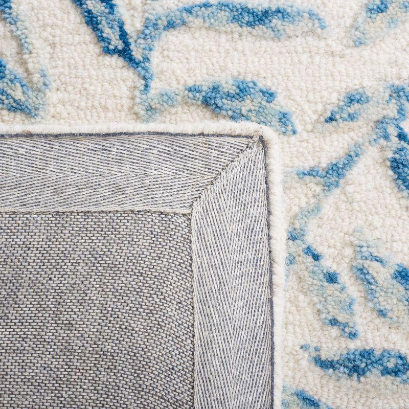Jardin JAR734 Hand Tufted Area Rug - Ivory/Blue - 4'x6' - Safavieh.