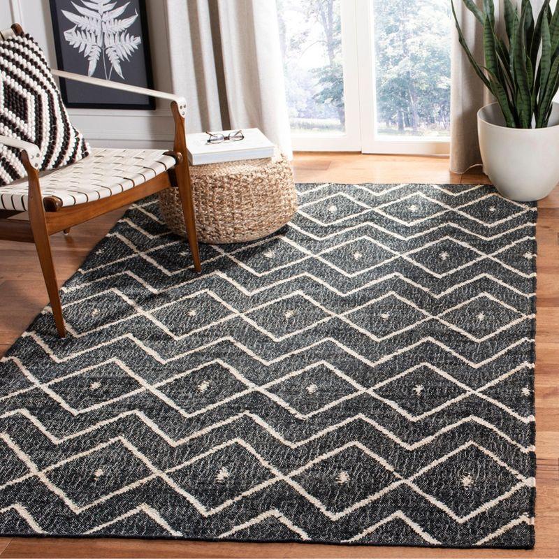 Kilim KLM750 Hand Loomed Area Rug  - Safavieh