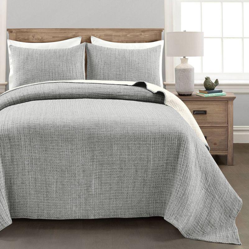 Light Gray and Off-White Cotton Reversible Full Quilt Set