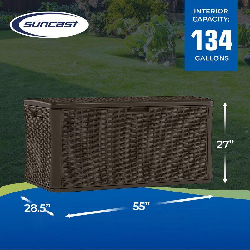 Suncast Suncast 134 Gallon Water Resistant Lockable Deck Box