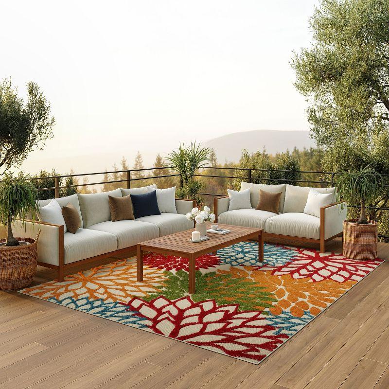 Nourison Aloha Floral 7' x 10' Green Tropical Indoor/Outdoor Area Rug