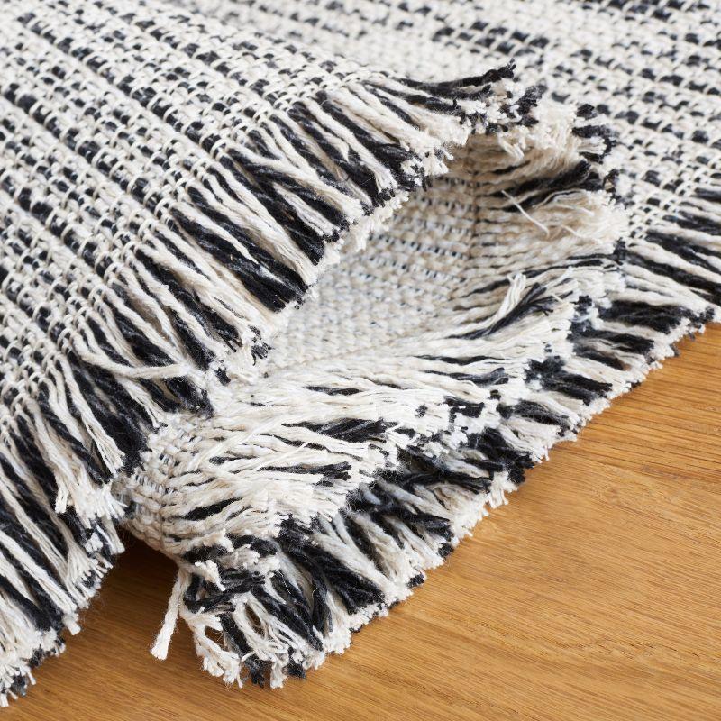 Augustine AGT508 Machine Made Indoor Area Rug - Ivory/Black - 4'x6' - Safavieh