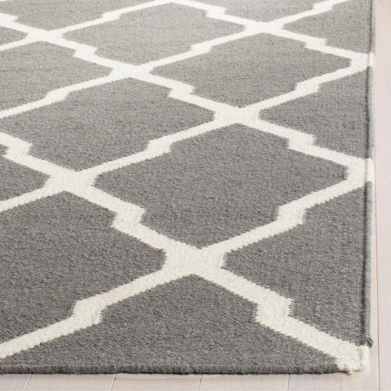 Handwoven Geometric Grey/Ivory Wool 6' Square Area Rug