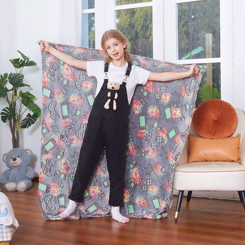 Catalonia Catalonia Glow in The Dark Throw Blanket for Kids
