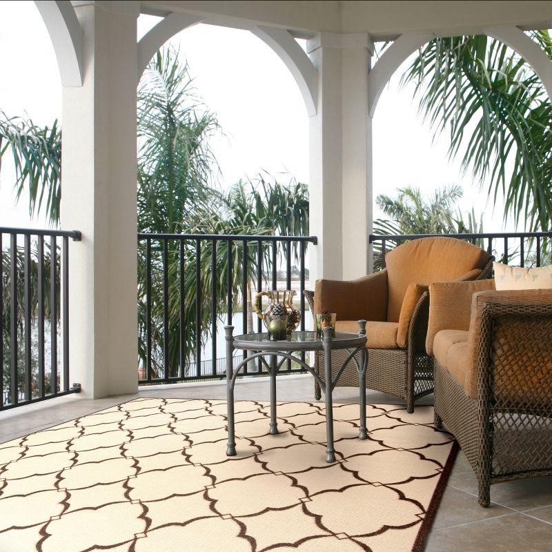 Beach House BHS125 Power Loomed Indoor/Outdoor Area Rug - Creme/Brown - 9'x12' - Safavieh