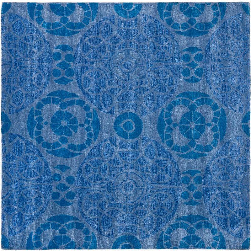 Wyndham WYD376 Hand Tufted Area Rug  - Safavieh