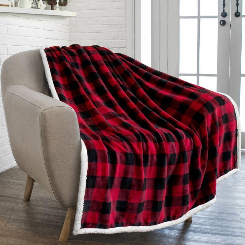 PAVILIA Soft Fleece Blanket Throw for Couch, Lightweight Plush Warm Blankets for Bed Sofa with Jacquard Pattern