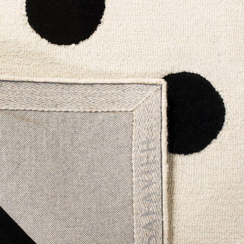 Safavieh Kids Polka Dots SFK904 Hand Tufted Indoor Area Rug - Ivory/Black - 5'x5' - Safavieh