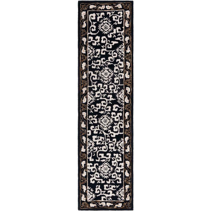 Antiquity AT860 Hand Tufted Area Rug  - Safavieh