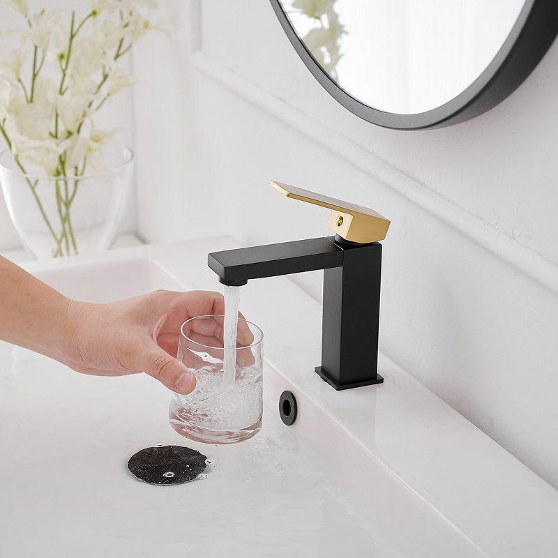 Single-Hole Single-handle Bathroom Faucet