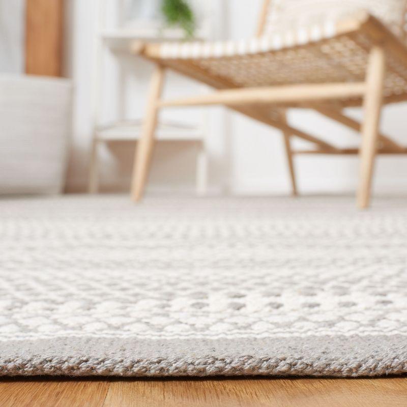 Kilim KLM705 Hand Woven Area Rug - Grey/Beige - 3'x5' - Safavieh.
