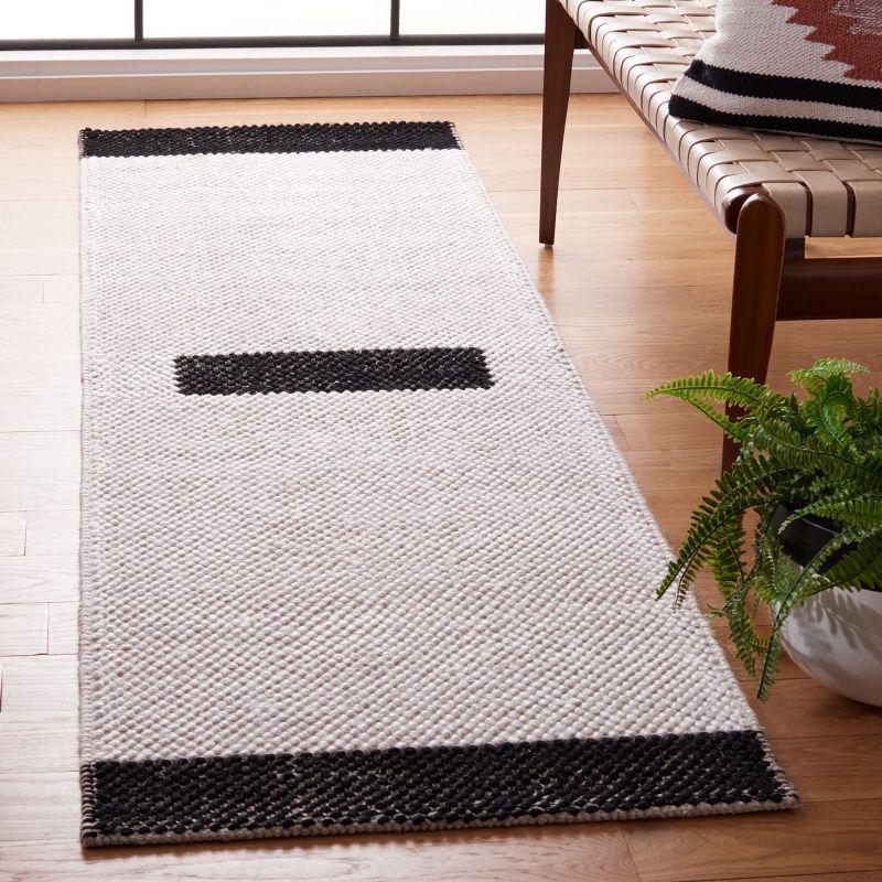 Natura NAT324 Power Loomed Runner Rug - Ivory/Black - 2'3"x8' - Safavieh.